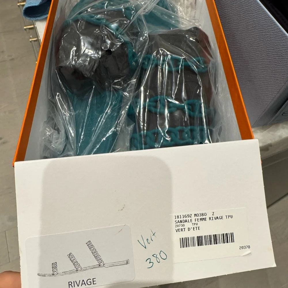 Brand New Hermes Rivage Sandals size 38 - Picture 2 of 4